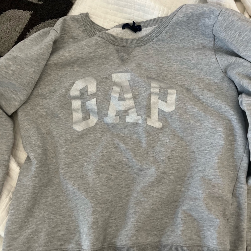 gap crew neck